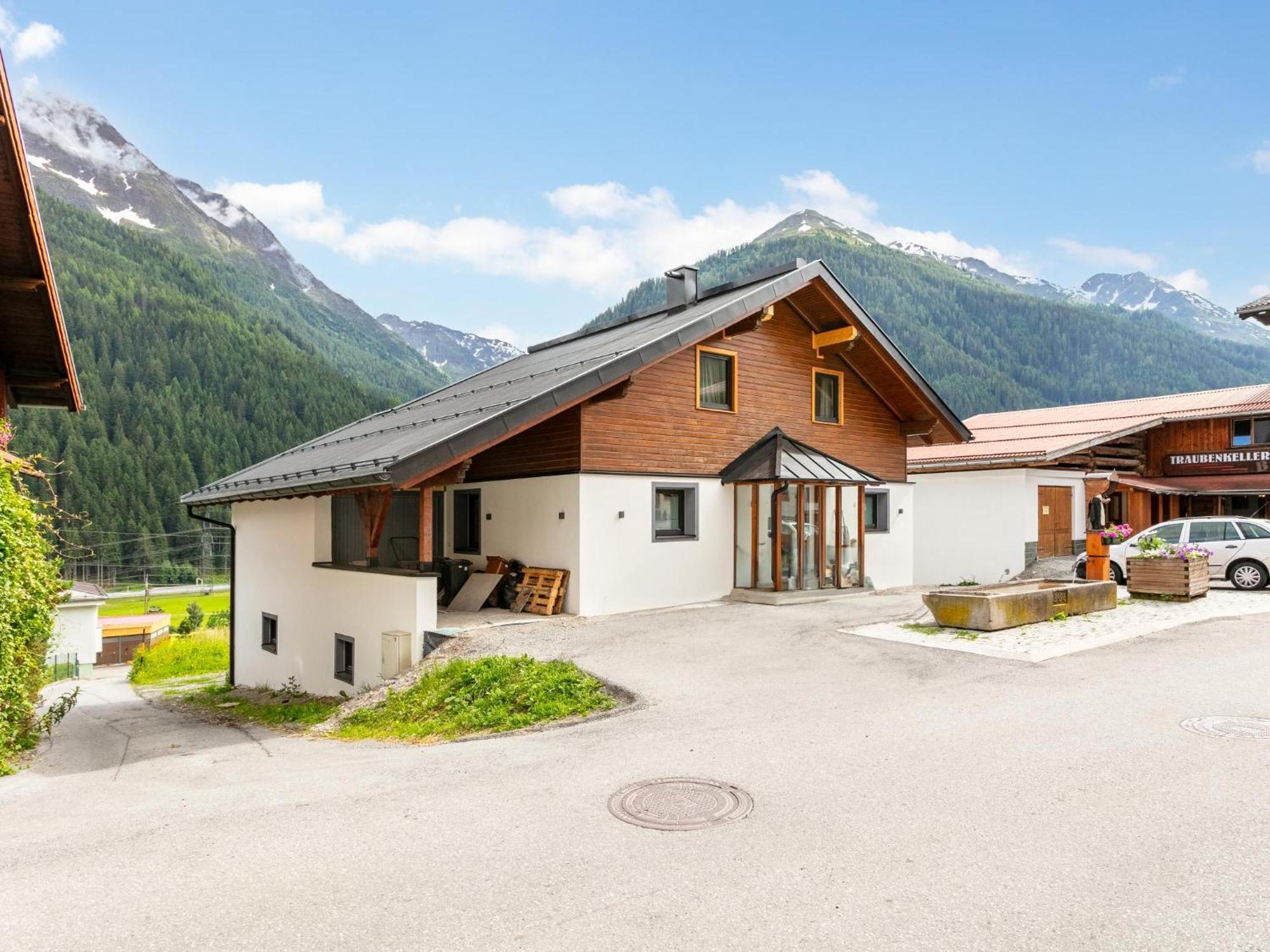 Alpenlodge Pettneu Lodge 2 Pettneu am Arlberg Exterior photo